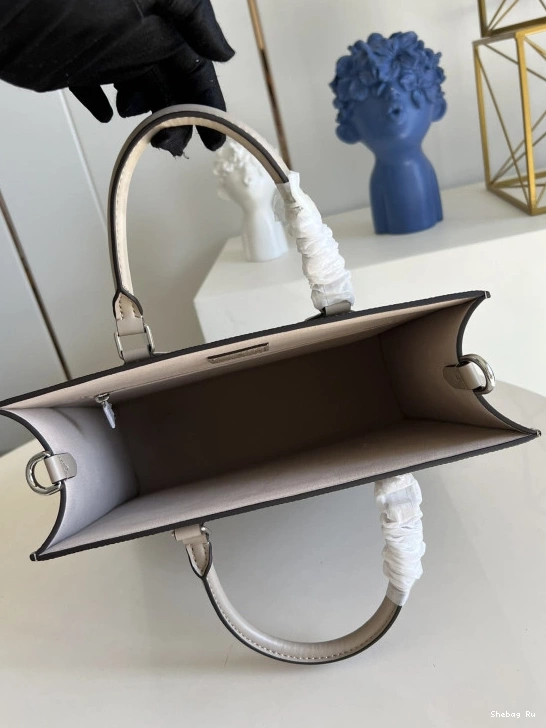 VUITTON LOUIS SAC PETIT PLAT 0817